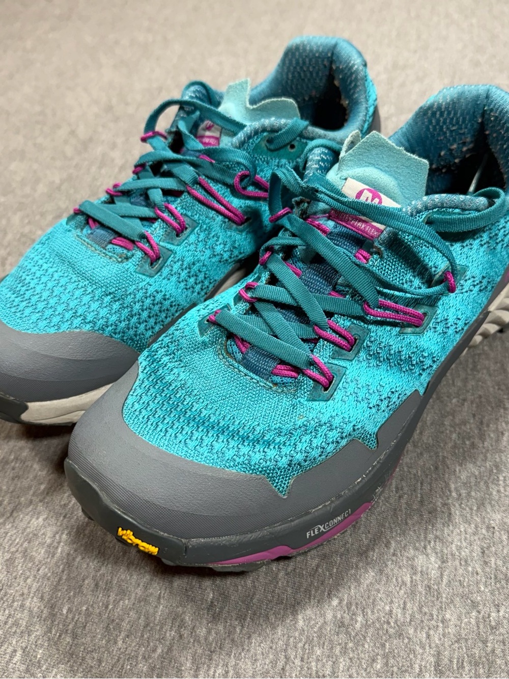 Merrell Women’s Trail Shoes Size 7 Agility Peak Flex 3 Teal Pink Vibram J52878